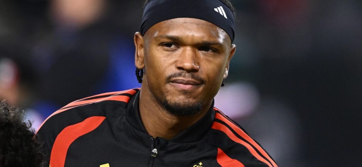Lens aim to re Lens aim to re