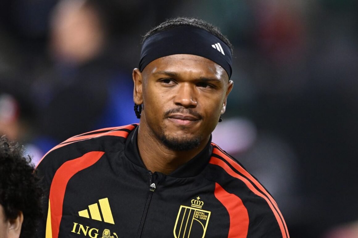 Lens aim to re Lens aim to re