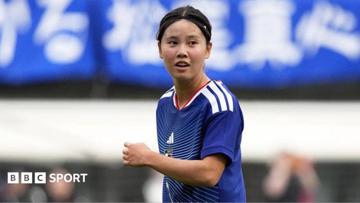 Chelsea complete signing… Chelsea complete signing…
