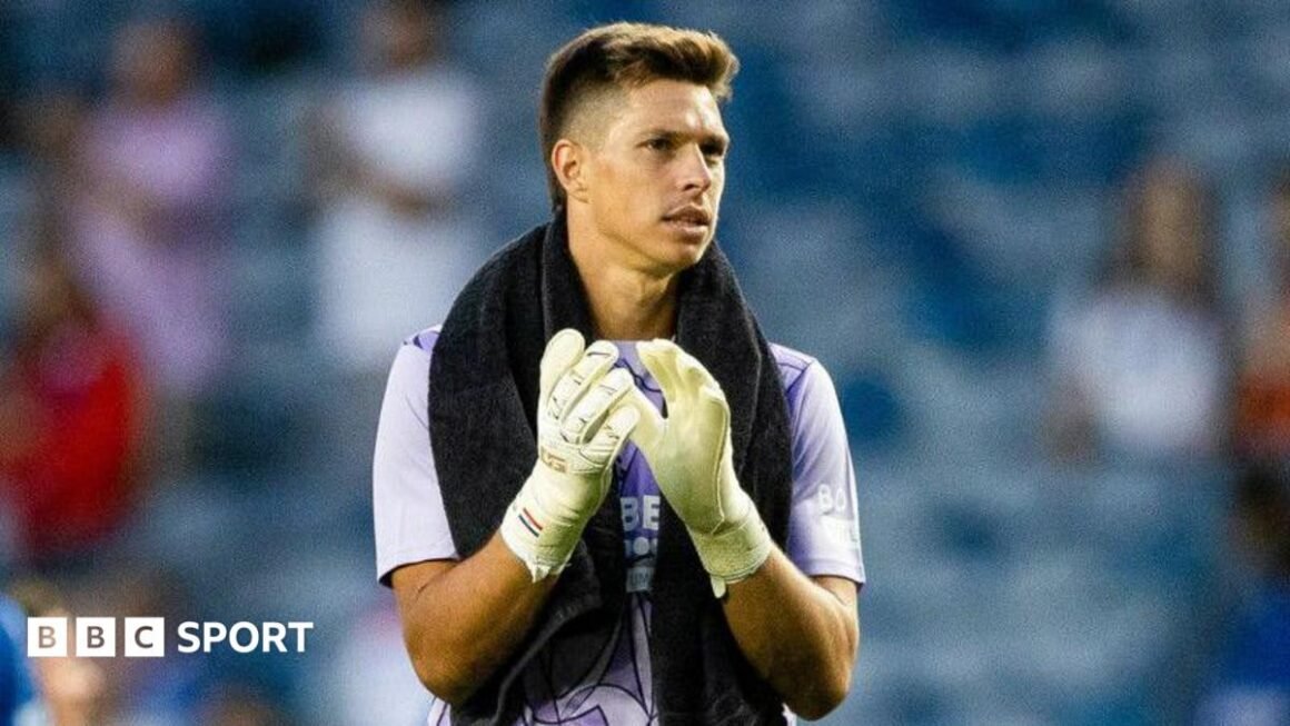 Rangers land Ivor Pandur… Rangers land Ivor Pandur…
