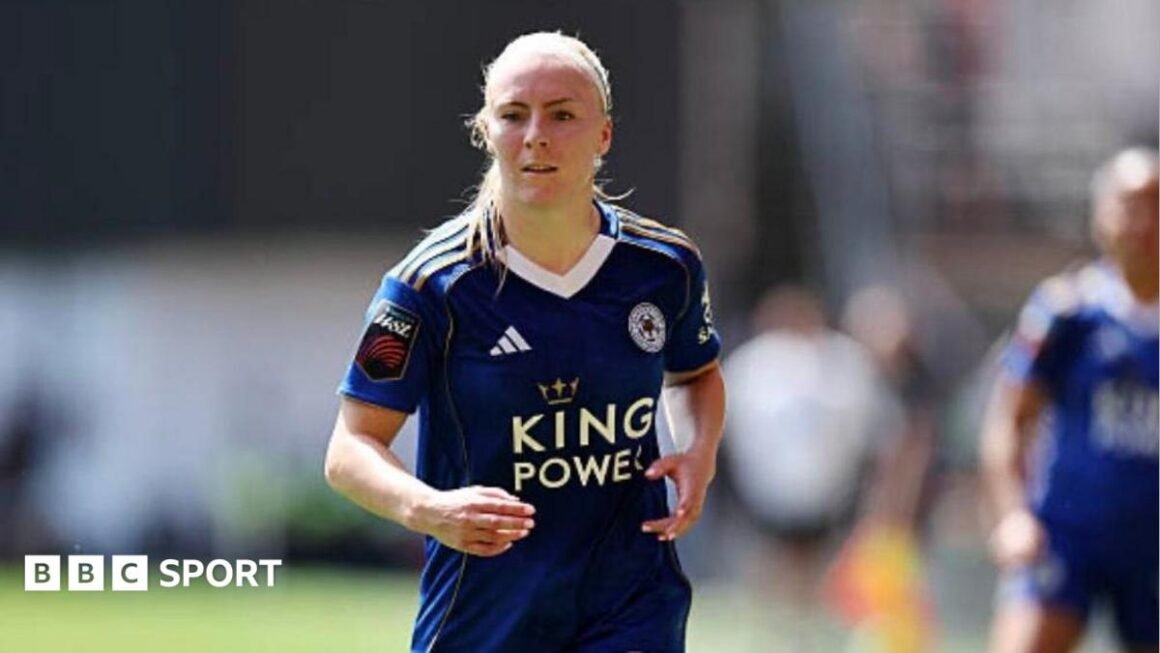 Everton finalize deal to… Everton finalize deal to…