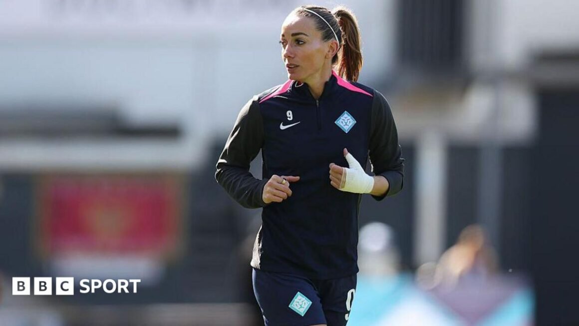 Injured Kosovare Asllani… Injured Kosovare Asllani…