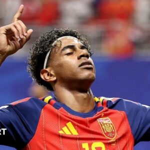 Lamine Yamal eyes teenage… Lamine Yamal eyes teenage…