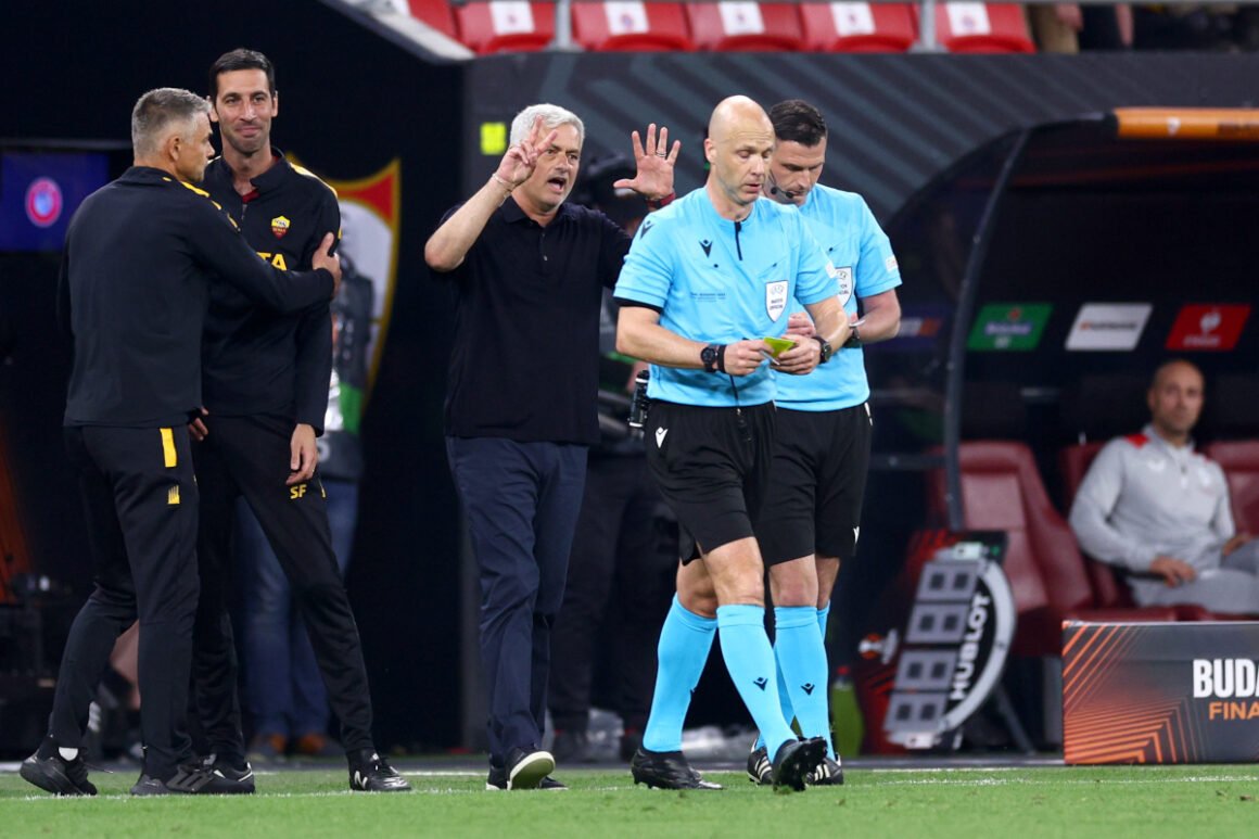 Roma Fans Taunt Taylor… Roma Fans Taunt Taylor…