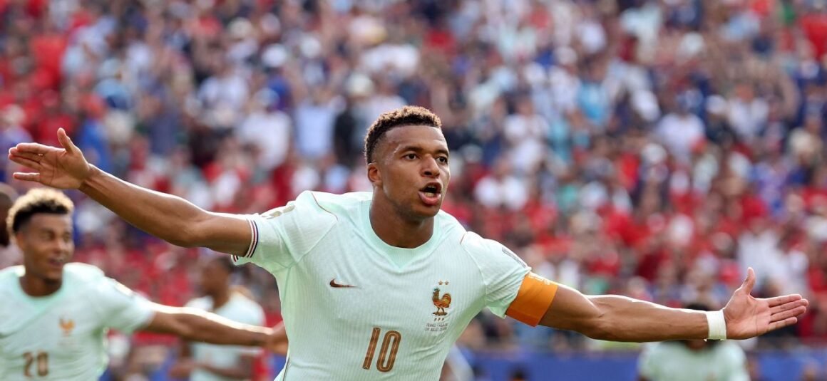 Player Ratings: Mbappé…
