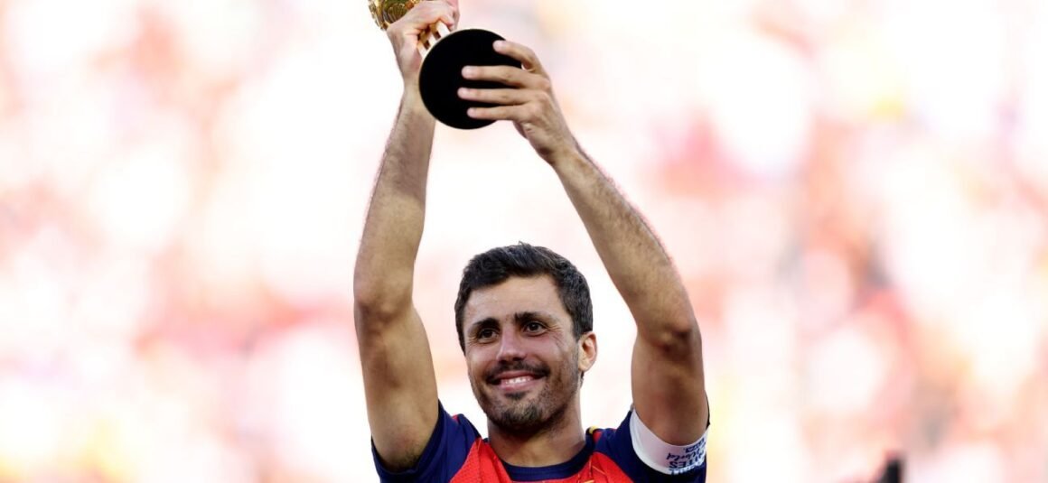 Rodri Claims Golden Ball… Rodri Claims Golden Ball…