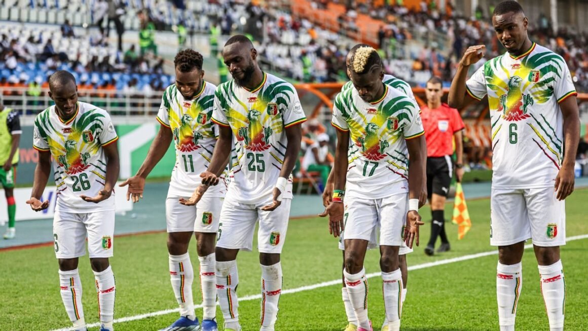 Paris FC Adds Malis…