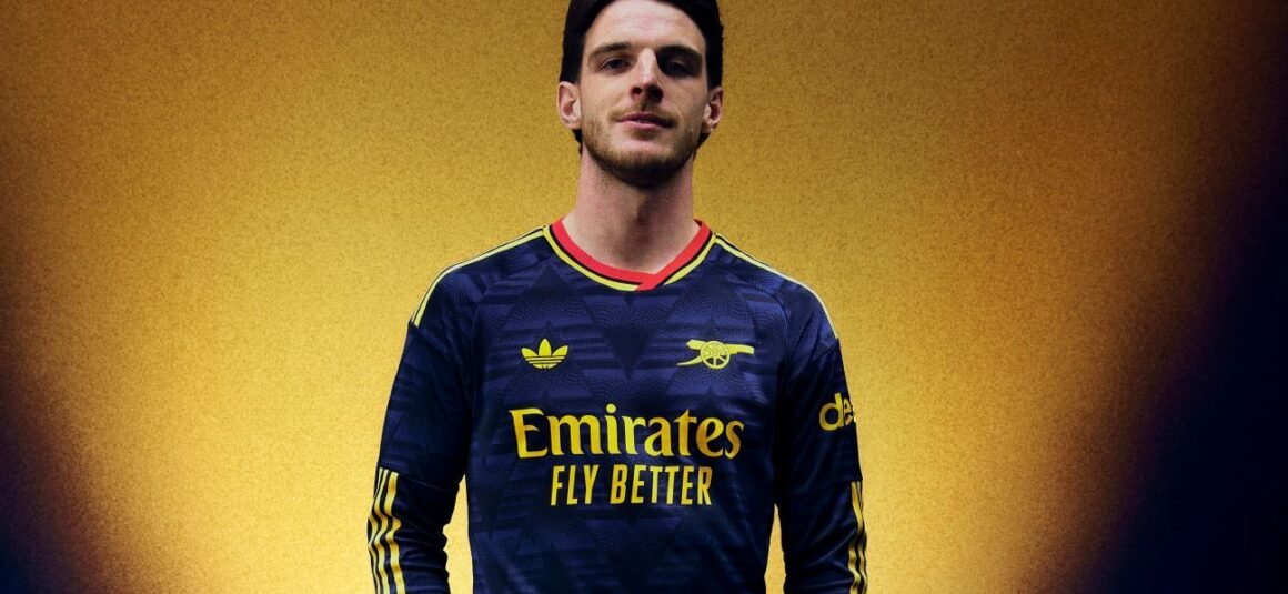 Arsenals New Away Kit… Arsenals New Away Kit…