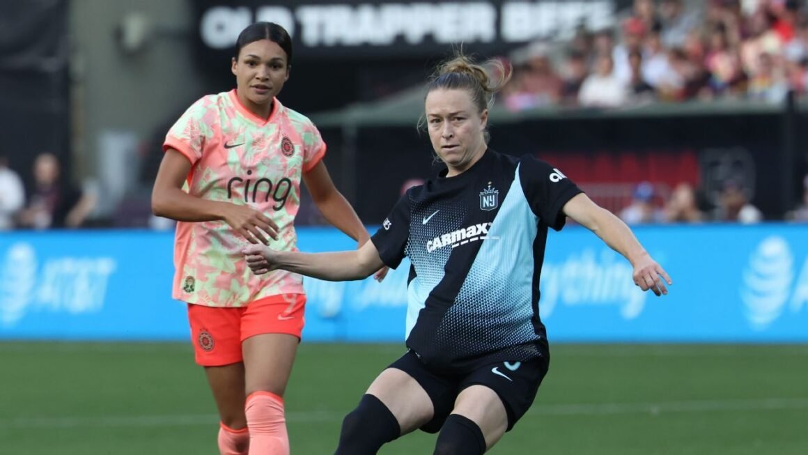 USWNTs Sonnett… USWNTs Sonnett…