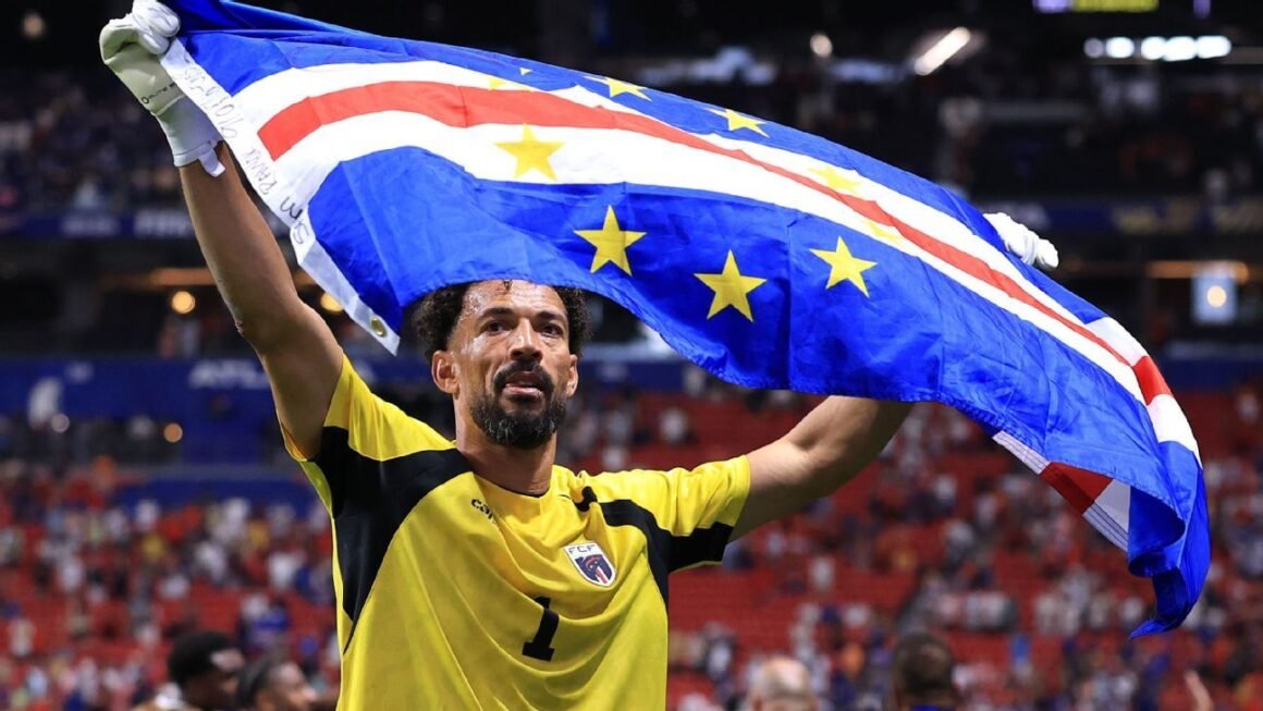 Vozinha to Sign for Colo Colo Vozinha to Sign for Colo Colo