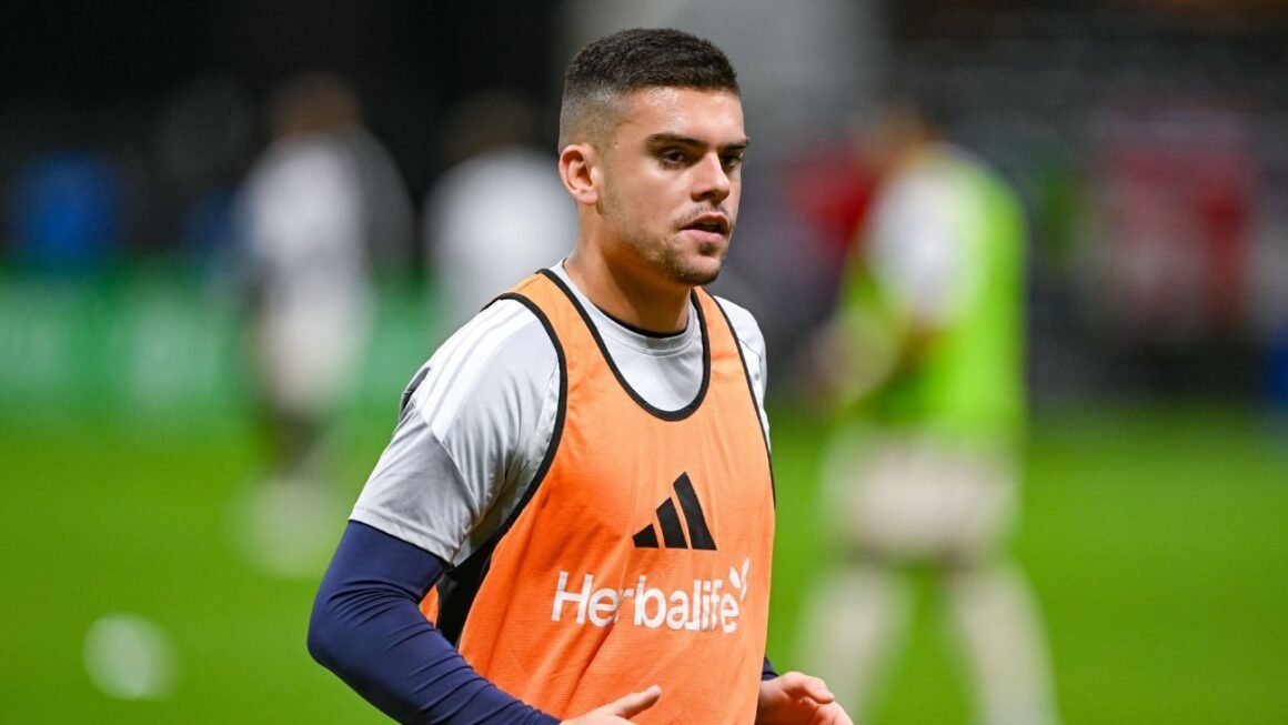 Brazil court bans player…