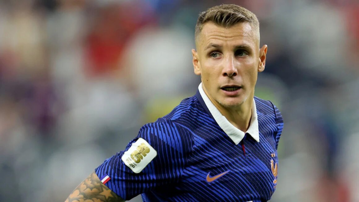 Digne Joins PSG from Aston… Digne Joins PSG from Aston…