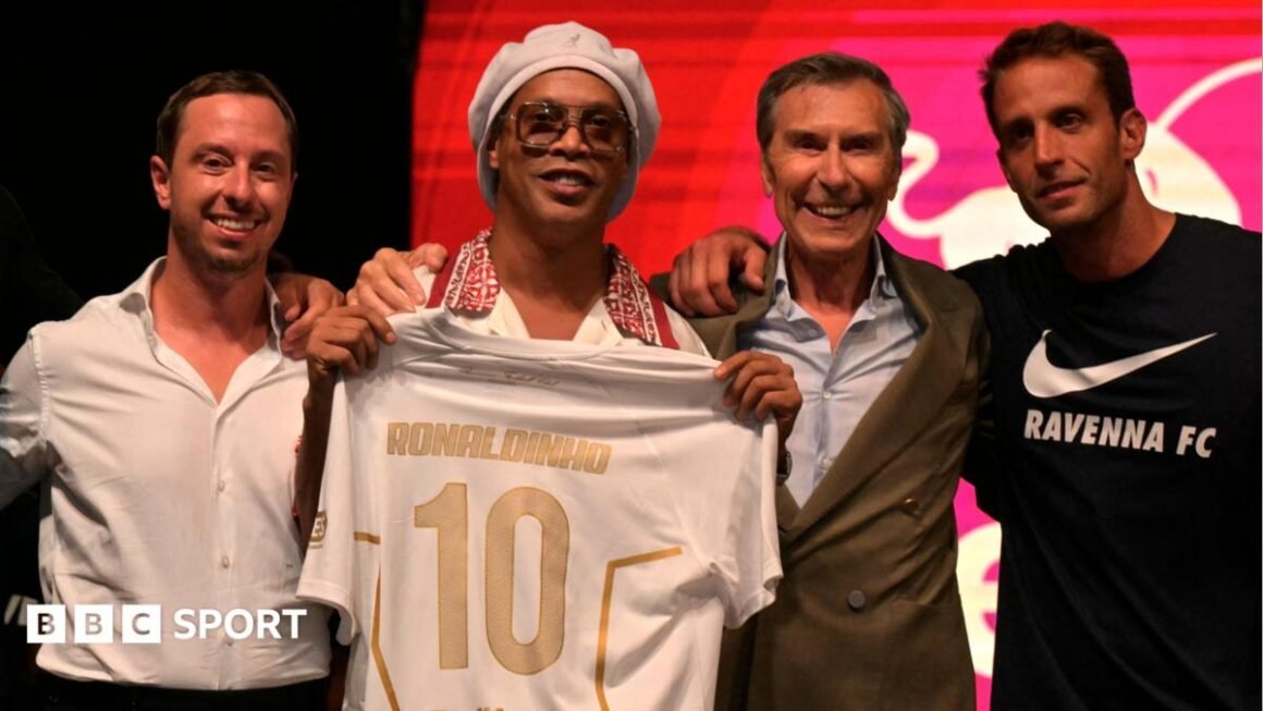 Brazil legend Ronaldinho,… Brazil legend Ronaldinho,…