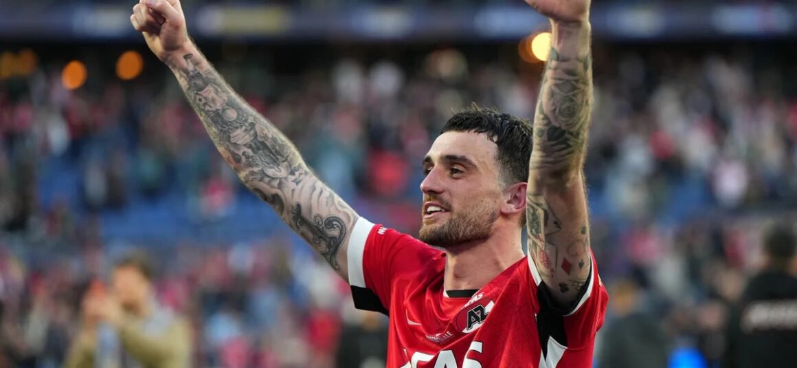 Ajax and Real Betis Show…