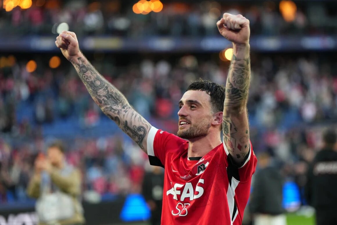 Ajax and Real Betis Show…