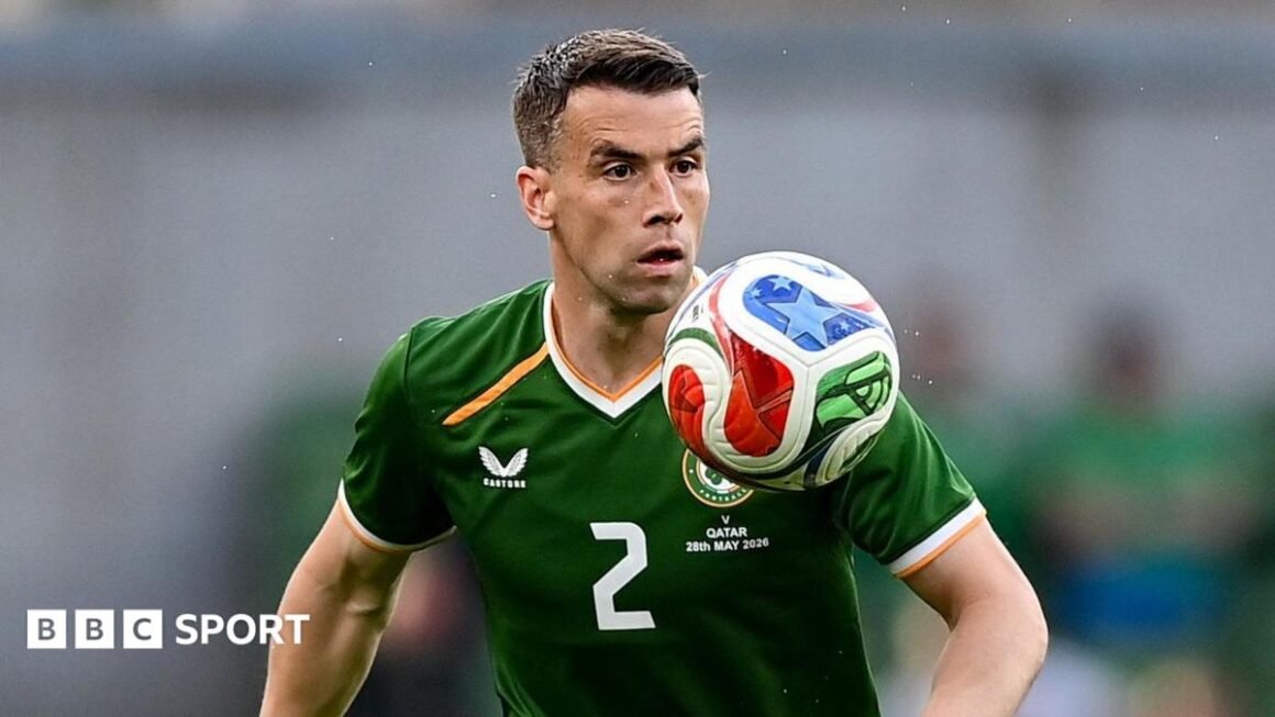 Seamus Coleman Trains…