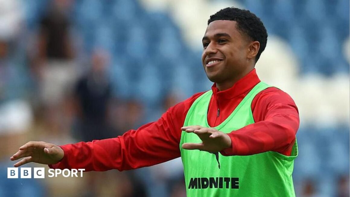Fulham reach £30m… Fulham reach £30m…