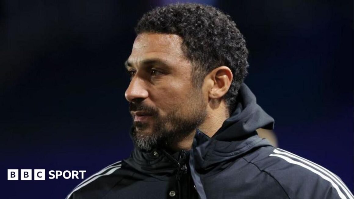 Fulham U21 Coach Hayden… Fulham U21 Coach Hayden…