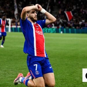 Kvaratskhelia puts PSG… Kvaratskhelia puts PSG…