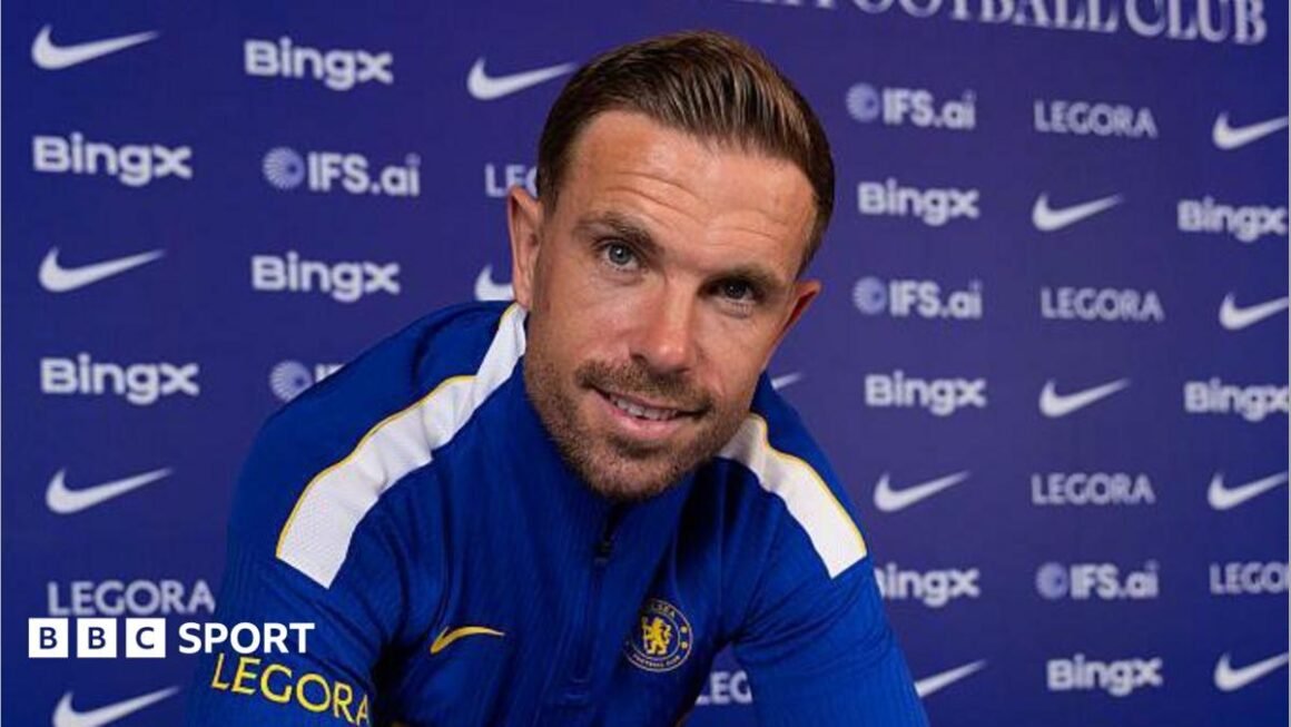 Chelsea sign England… Chelsea sign England…
