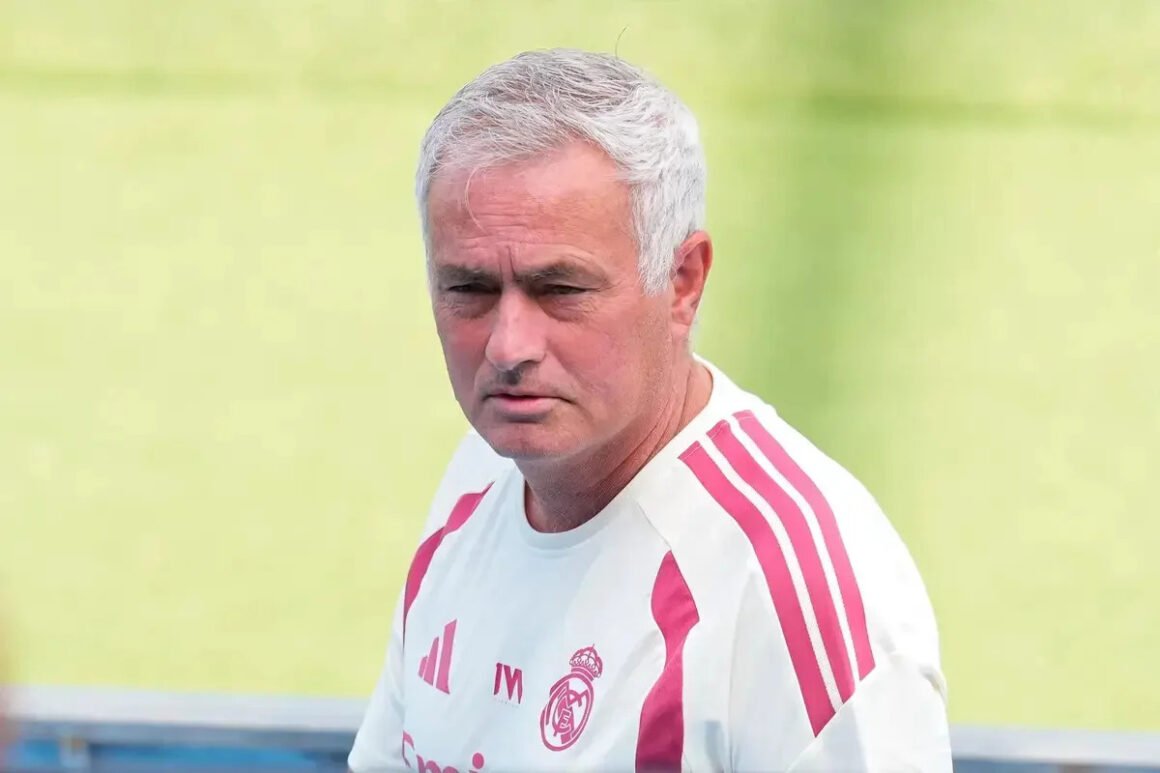 Jose Mourinho Fuming Over… Jose Mourinho Fuming Over…