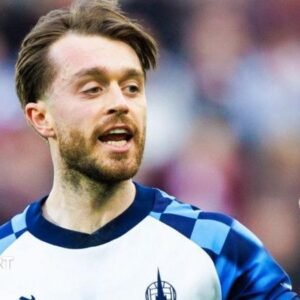 John McGlynn calls Dundee…