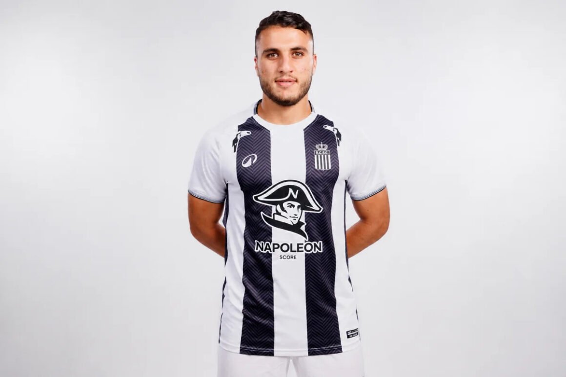 Lens Open Talks to Sign… Lens Open Talks to Sign…