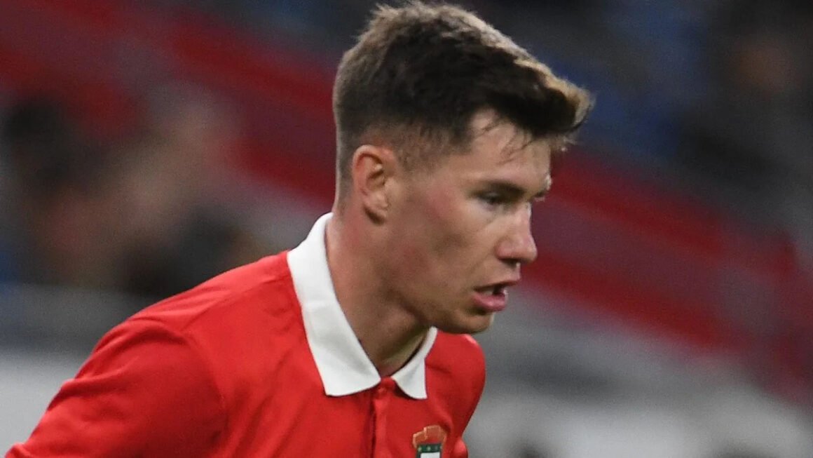 Wales Winger Congreve… Wales Winger Congreve…