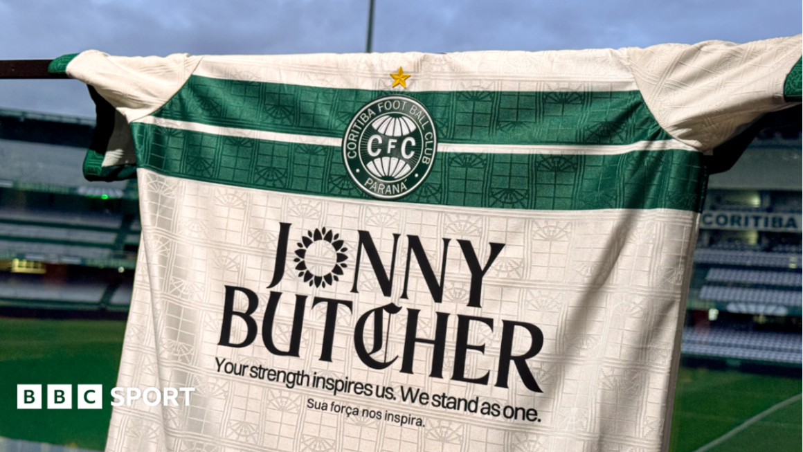 Coritiba pay tribute to…
