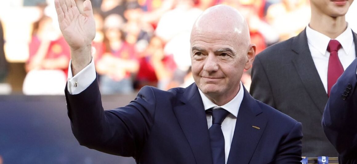 Infantino apologizes for…