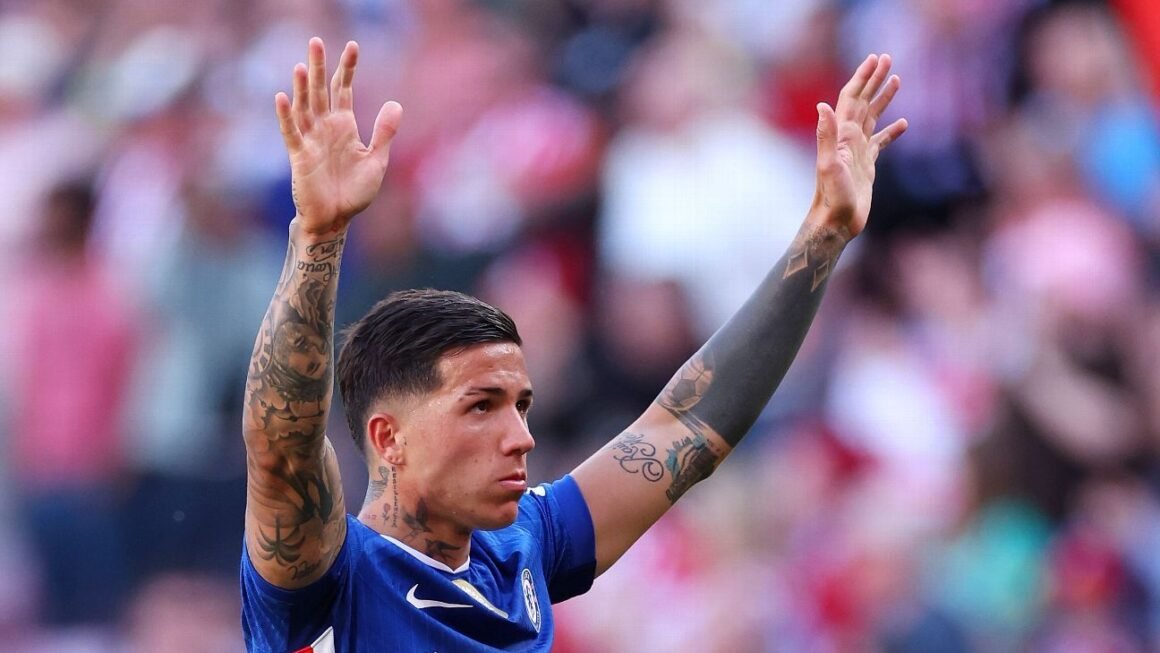 Chelsea Sets Friday… Chelsea Sets Friday…