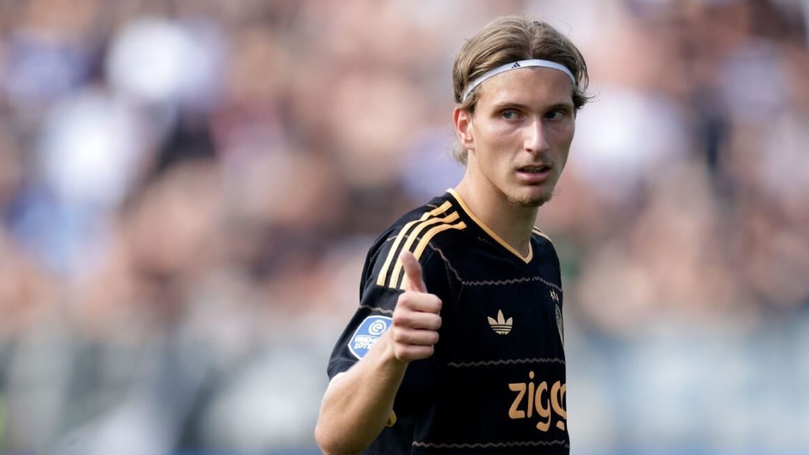 PSG Secures Belgium Winger…
