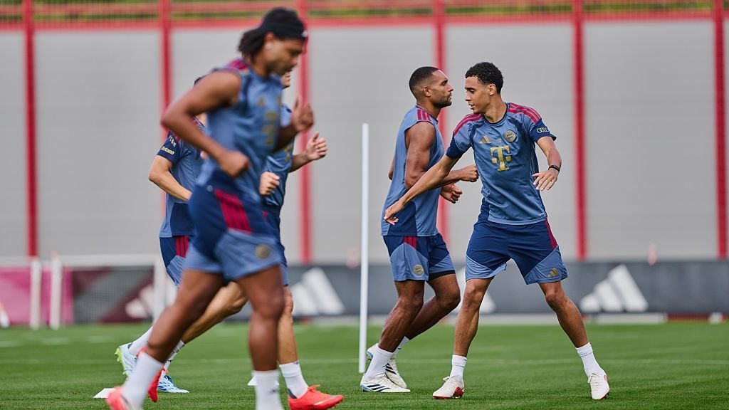 Kompany Wont Pressure… Kompany Wont Pressure…